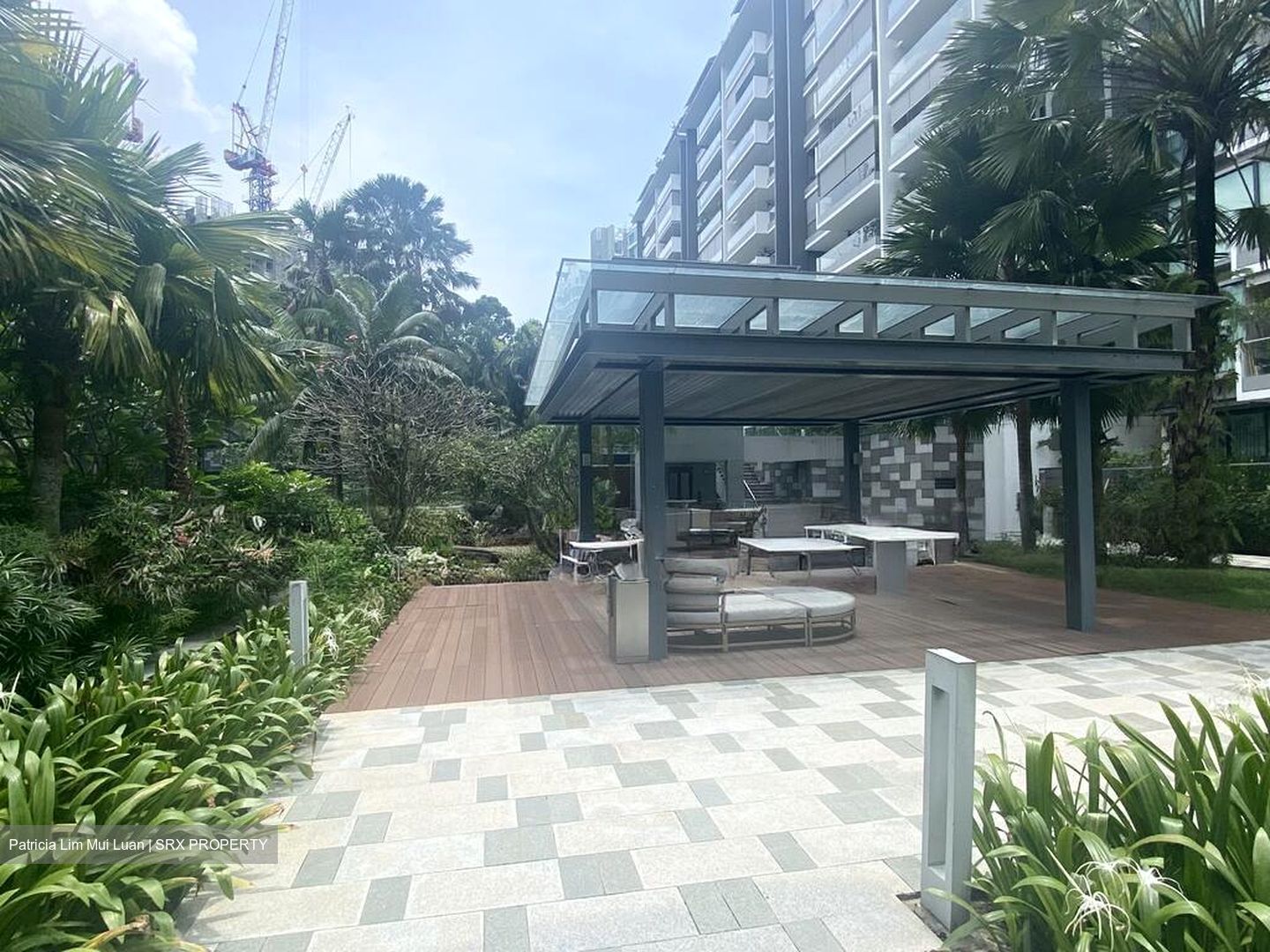 Parvis (D10), Condominium #504661031